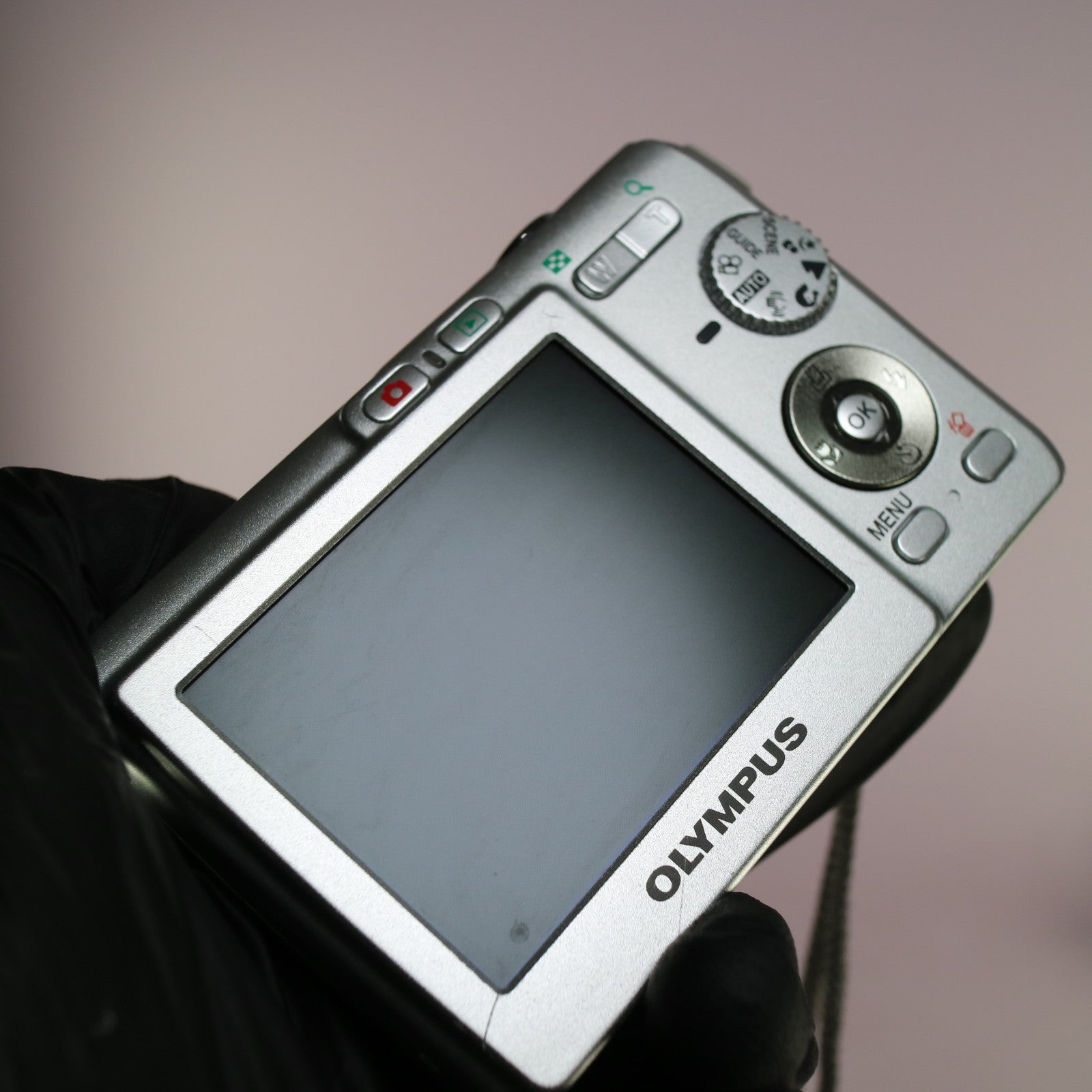 Olympus Digital Camera FE-190 6.0MP Silver Tested Full Working Set