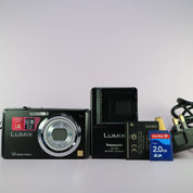 Panasonic Lumix DMC-FS10 12.1MP Digital Camera Black Tested Full Working Set