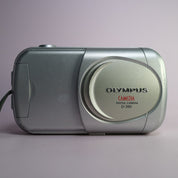 Olympus Digital Camera Camedia D-390 2.0MP Silver Tested