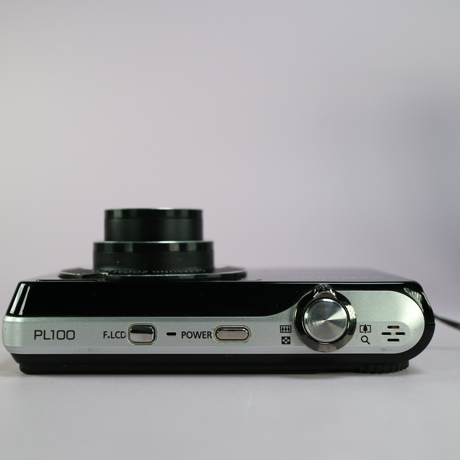 Samsung Digital Camera PL100 12.2MP Selfie Screen Black Tested Full Working Set