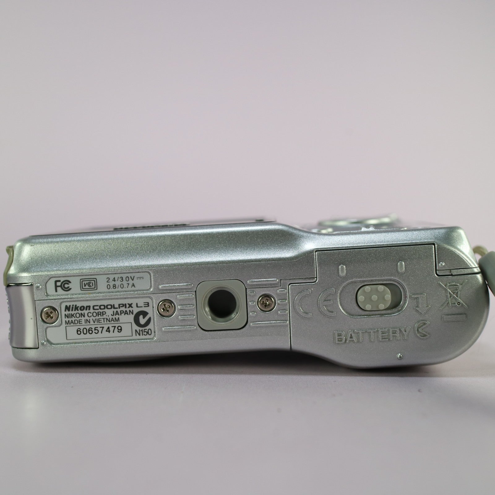 Nikon Digital Camera Coolpix L3 5.1MP Silver Tested