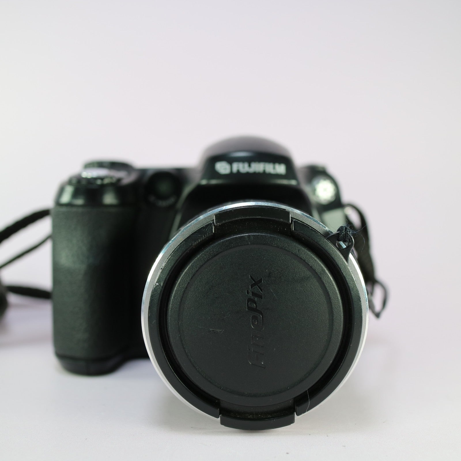 Fujifilm FinePix S5600 5.1MP Digital Bridge Camera Black Tested 10x Zoom