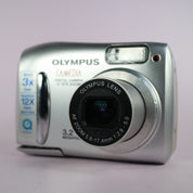 Olympus Digital Camera Camedia C-370 Zoom 3.2MP Silver Tested