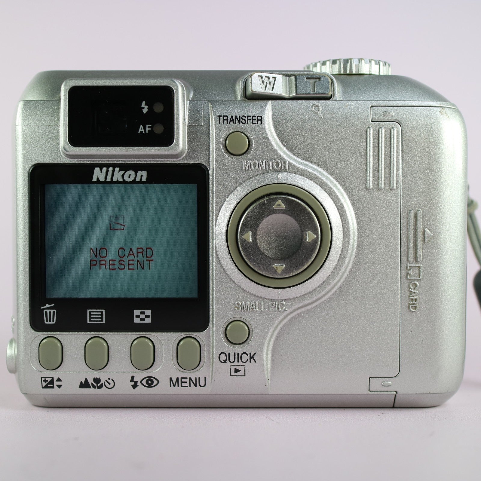 Nikon Digital Camera Coolpix 885 3.2MP Silver Tested
