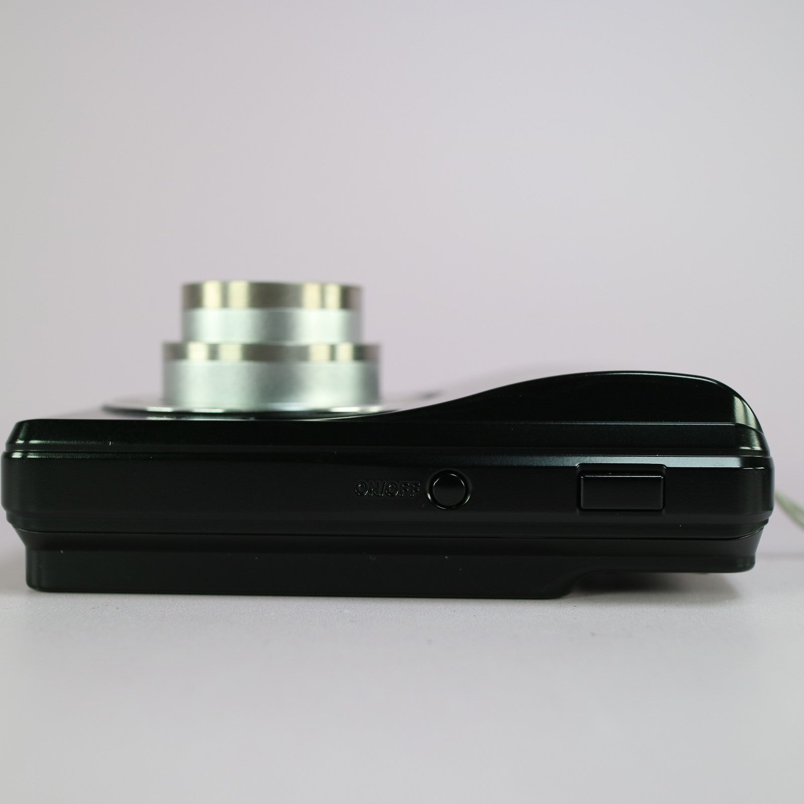 Traveler Digital Camera DC-120 12.0MP Black Tested