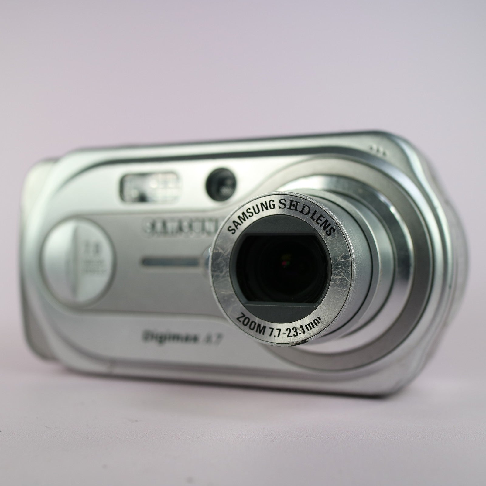 Samsung Digimax A7 7.0MP Compact Digital Camera Silver Tested