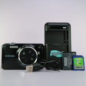 Samsung Digital Camera ES65 10.2MP Black Tested Full Working Set