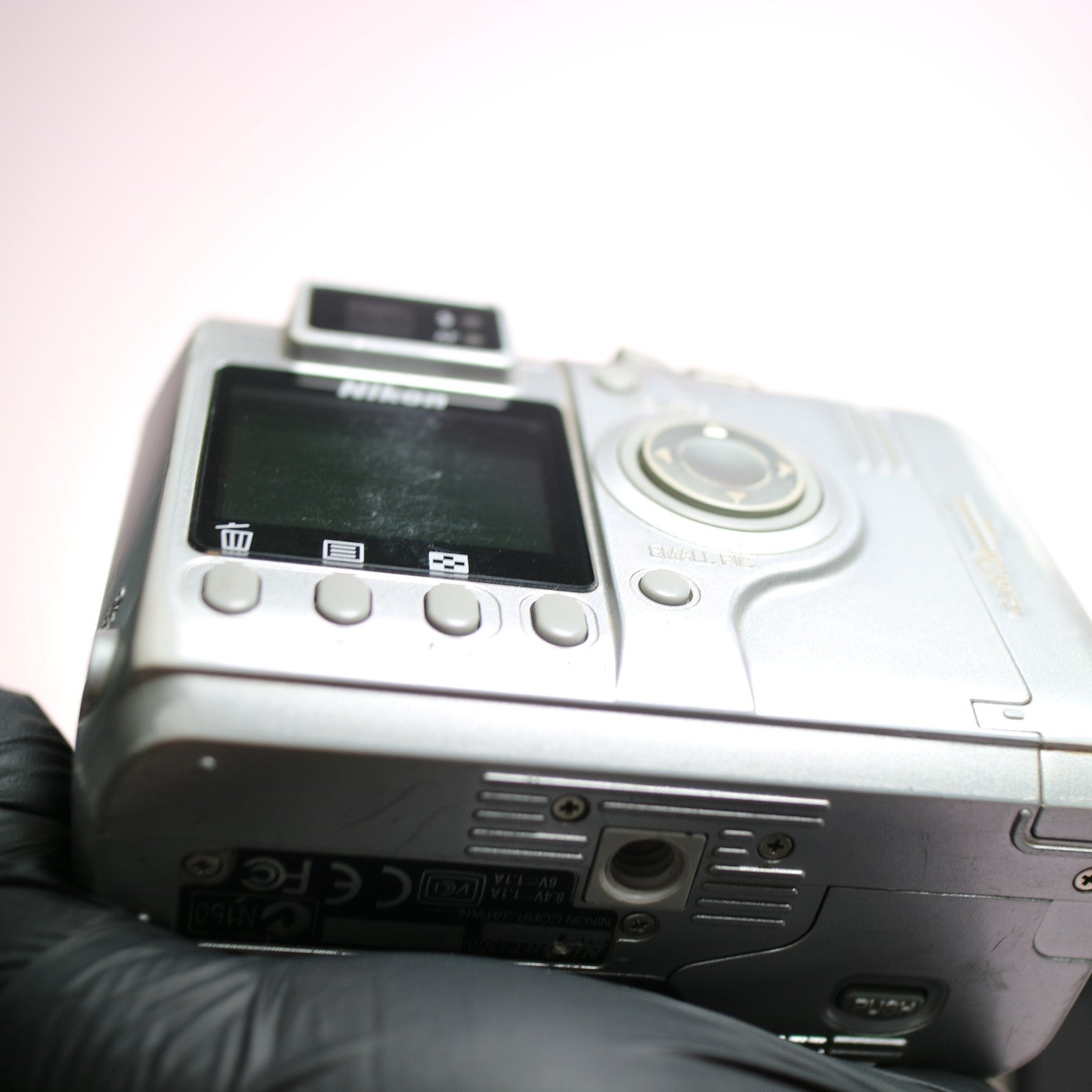 Nikon Digital Camera Coolpix 4300 4.0MP Silver Tested
