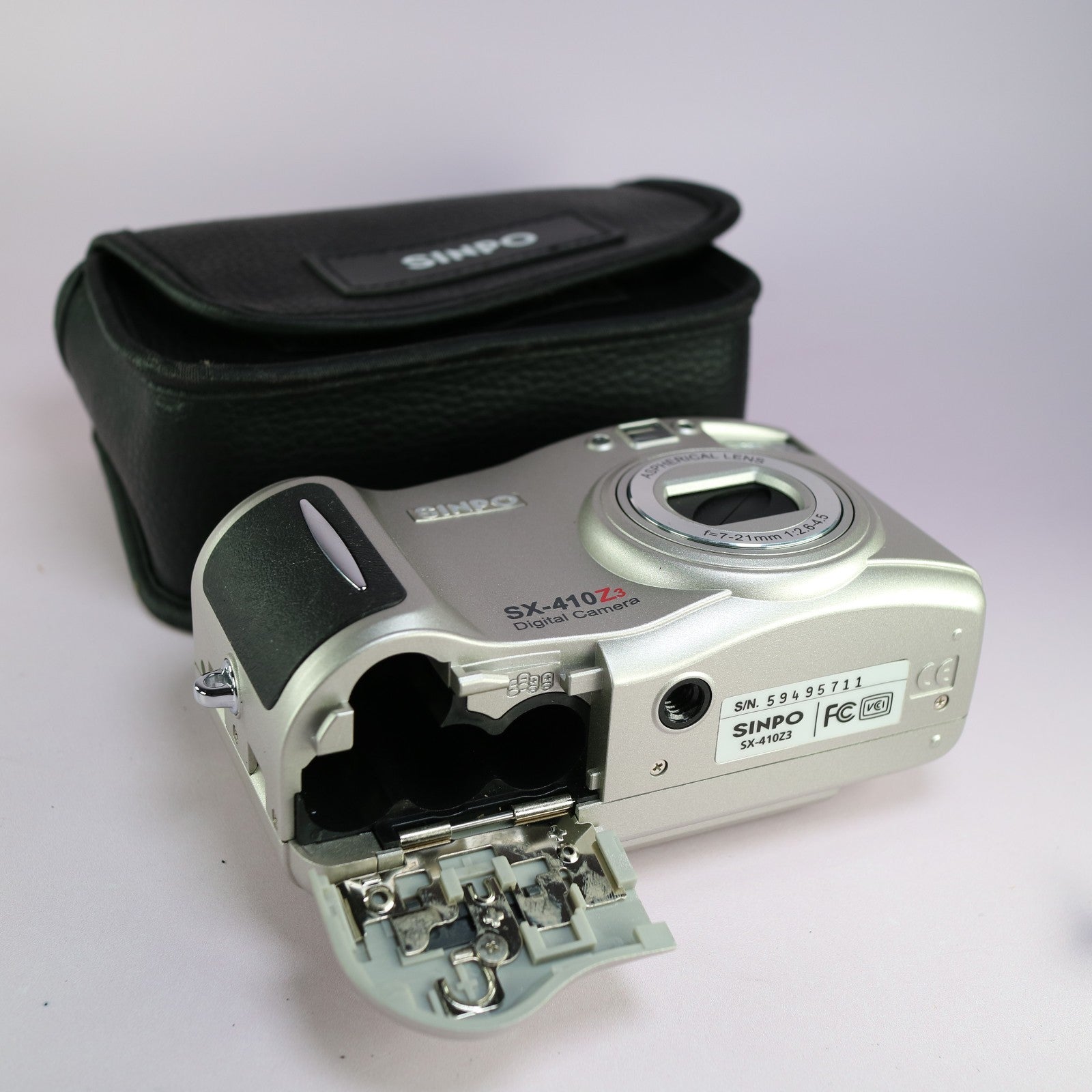 Sinpo Digital Camera SX-410Z3 4.1MP Silver Tested