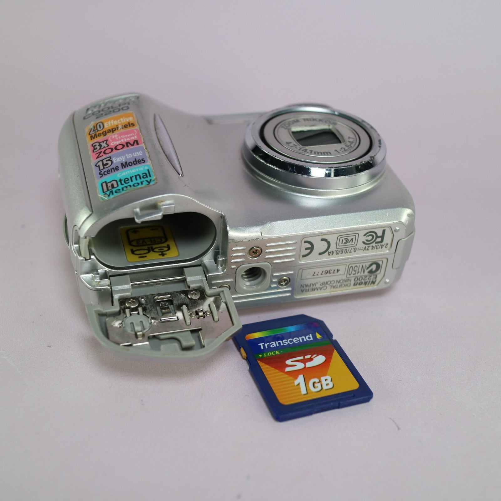 Nikon Digital Camera Coolpix 2200 2.0MP Silver Tested