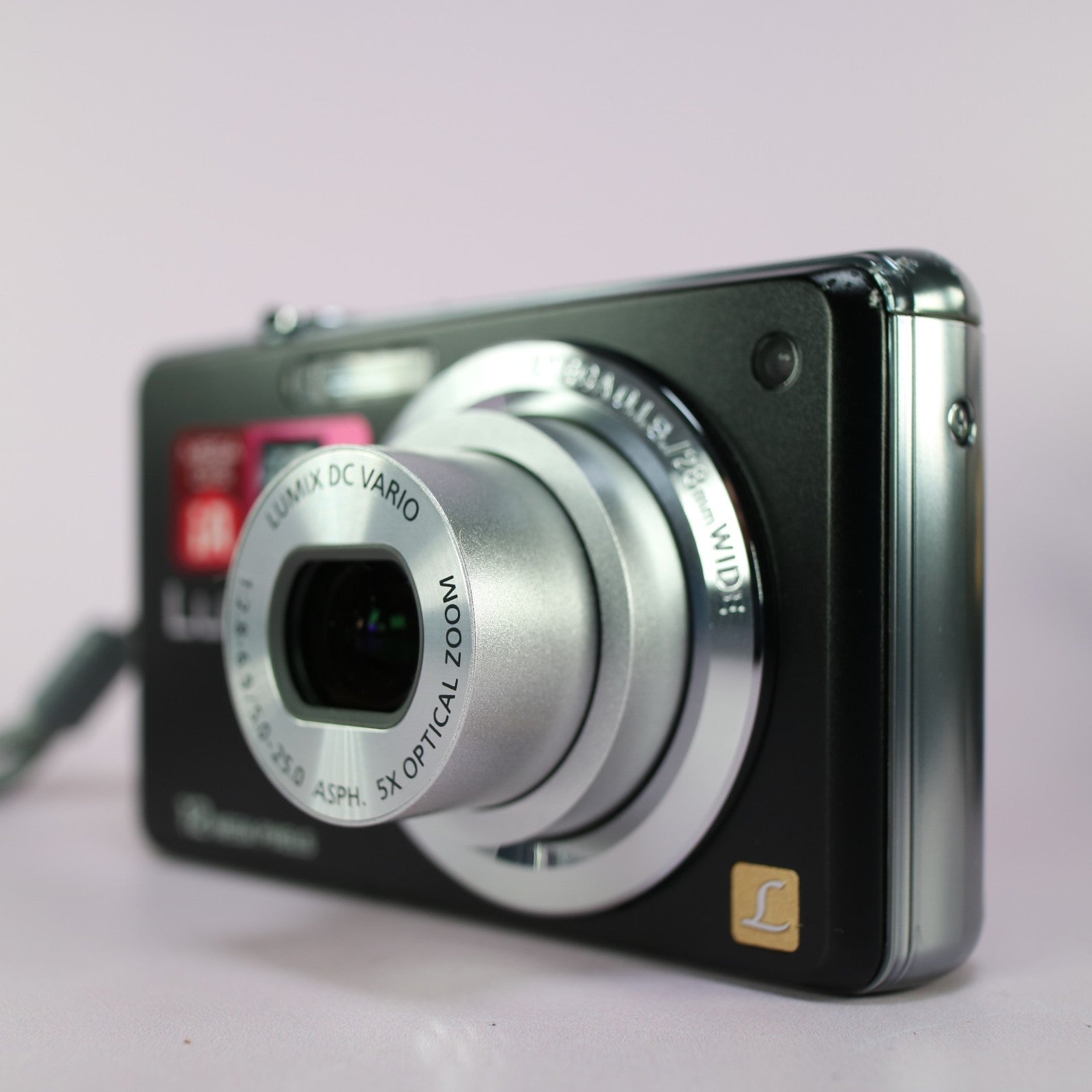 Panasonic Lumix DMC-FS10 12.1MP Digital Camera Black Tested Full Working Set