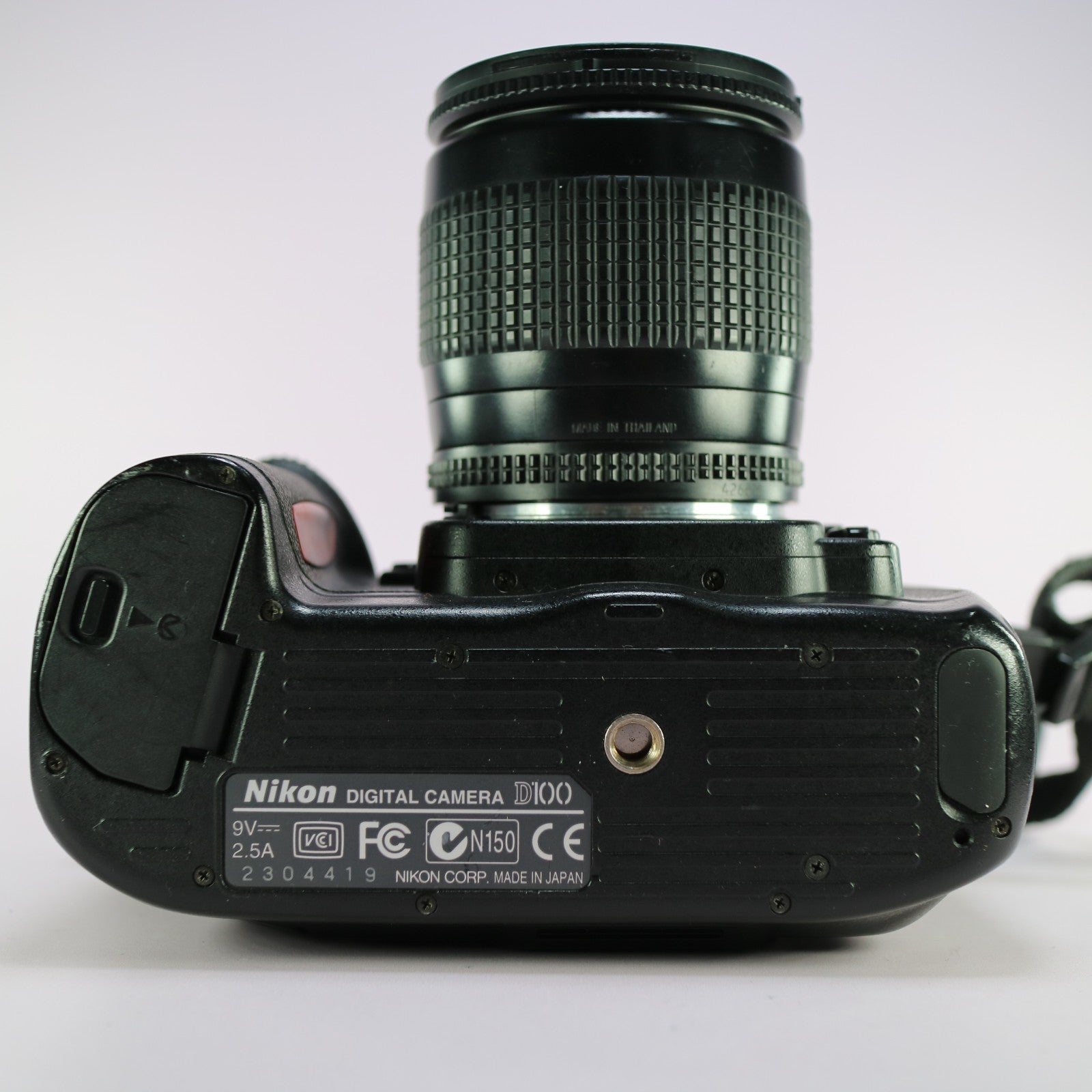 Nikon DSLR D100 6.1MP Black w/ Nikkor 28-80mm f/3.5-5.6D Tested