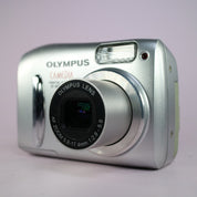 Olympus Digital Camera Camedia D-535 Zoom 3.2MP Silver Tested With xD Card