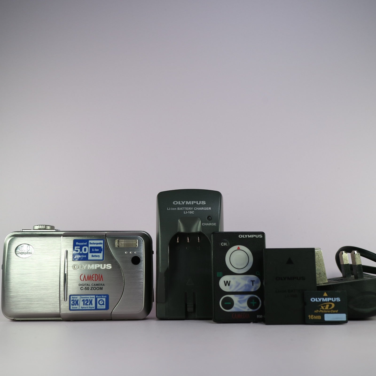 Olympus Digital Camera Camedia C-50 Zoom 5.0MP Silver Tested Full Working Set