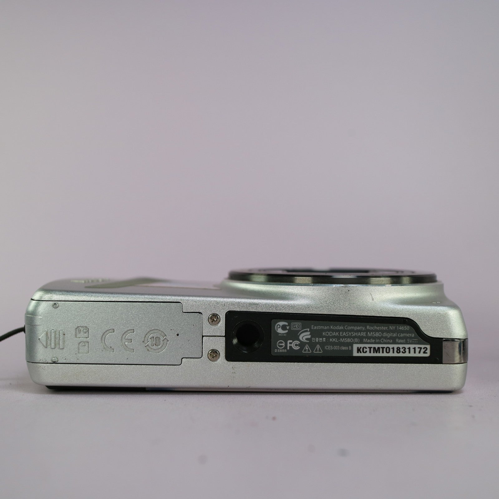 Kodak Digital Camera EasyShare M580 14.0MP Silver Tested Full Working Set
