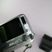 Fujifilm Digital Camera FinePix F610 6.3MP Silver Tested Full Working Set