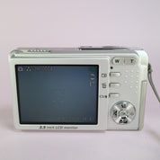 Traveler Digital Camera Slimline X5 5.2MP Silver Tested