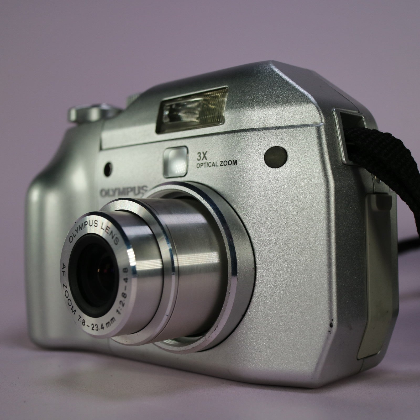Olympus Camedia C-5000 Zoom 5.0MP Digital Camera Silver Tested Full Set