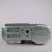 Nikon Digital Camera Coolpix 2200 2.0MP Silver Tested
