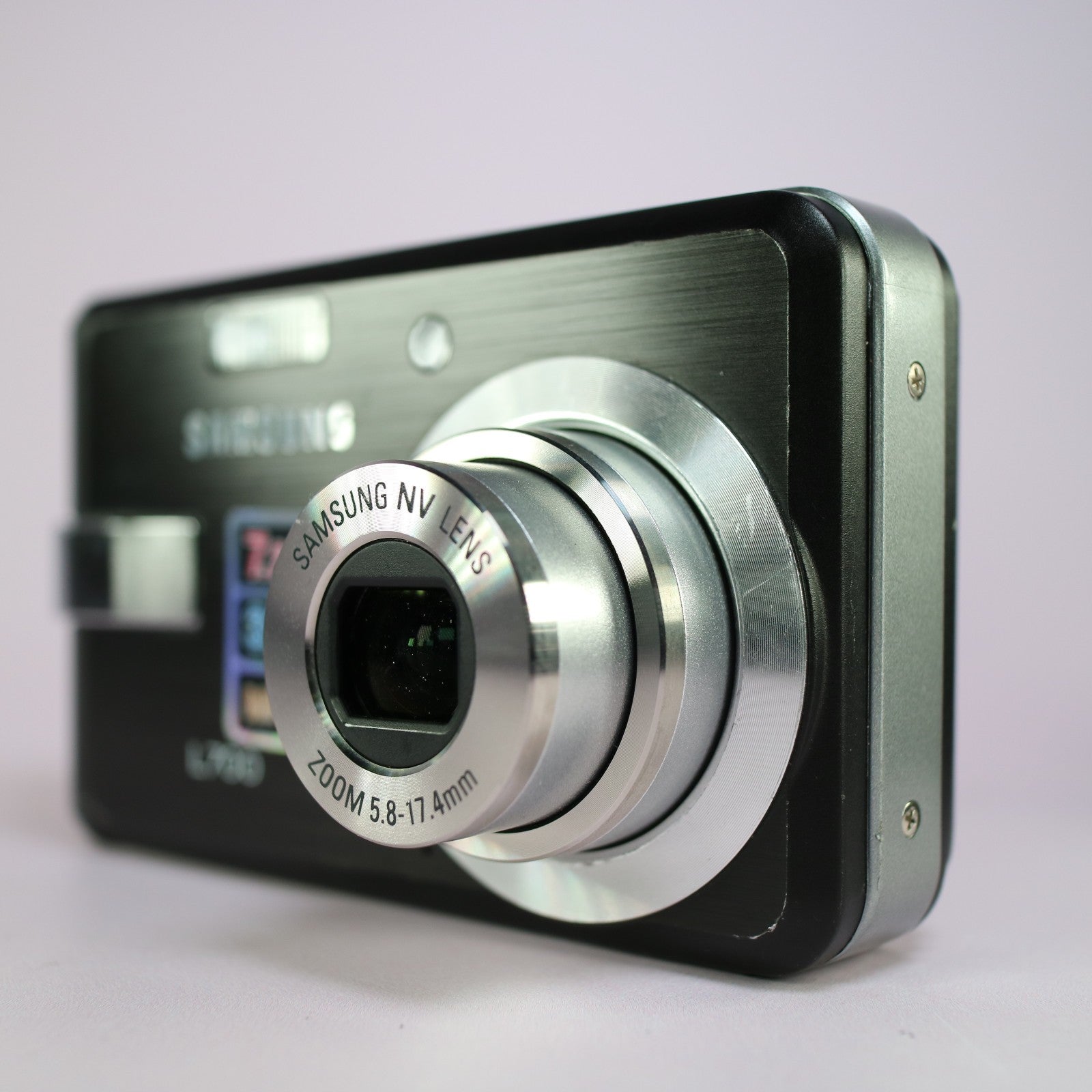 Samsung Digimax L700 7.2MP Digital Camera Black Tested Full Working Set