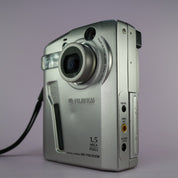 Fujifilm MX-1700 1.5MP Compact Digital Camera Silver Tested With Smartmedia Card