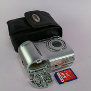 Nikon Digital Camera Coolpix 5600 5.1MP Silver Tested