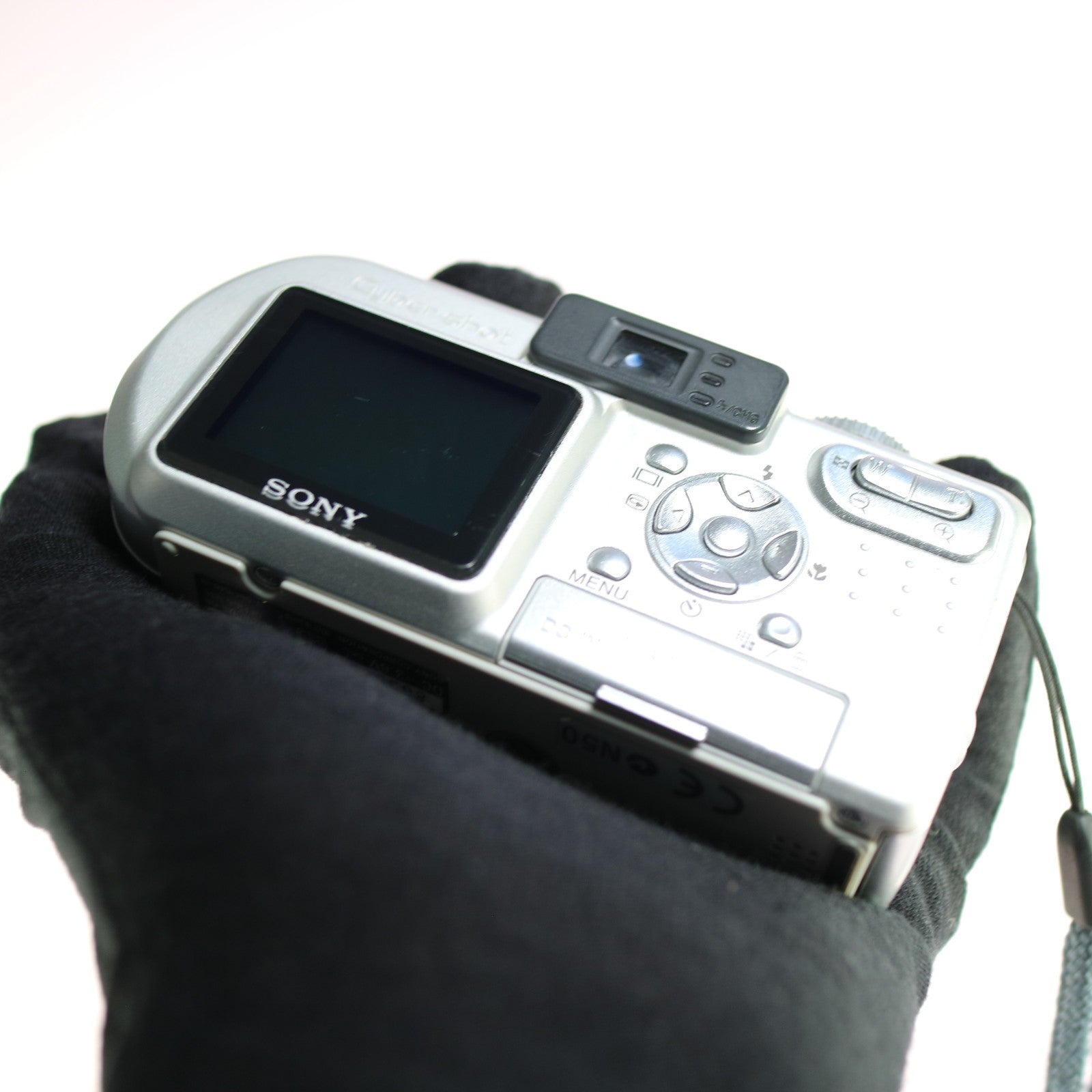 Sony Digital Camera Cybershot DSC-P8 3.2MP Silver Tested