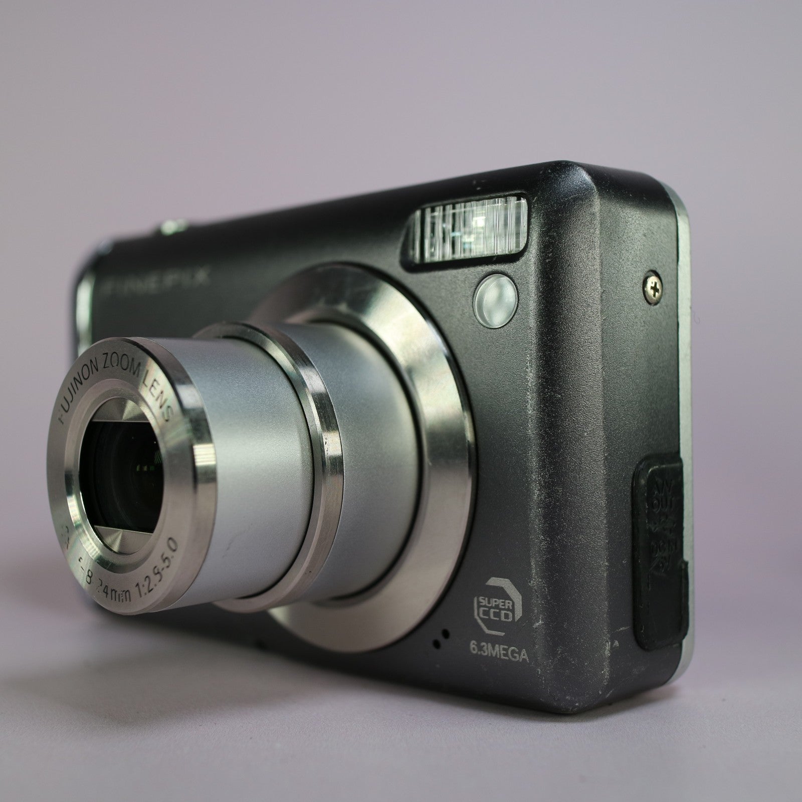 Fujifilm Digital Camera FinePix F20 LE 6.3MP Silver Tested Full Working Set