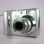 Nikon Digital Camera Coolpix 5900 5.1MP Silver Tested Full Working Set