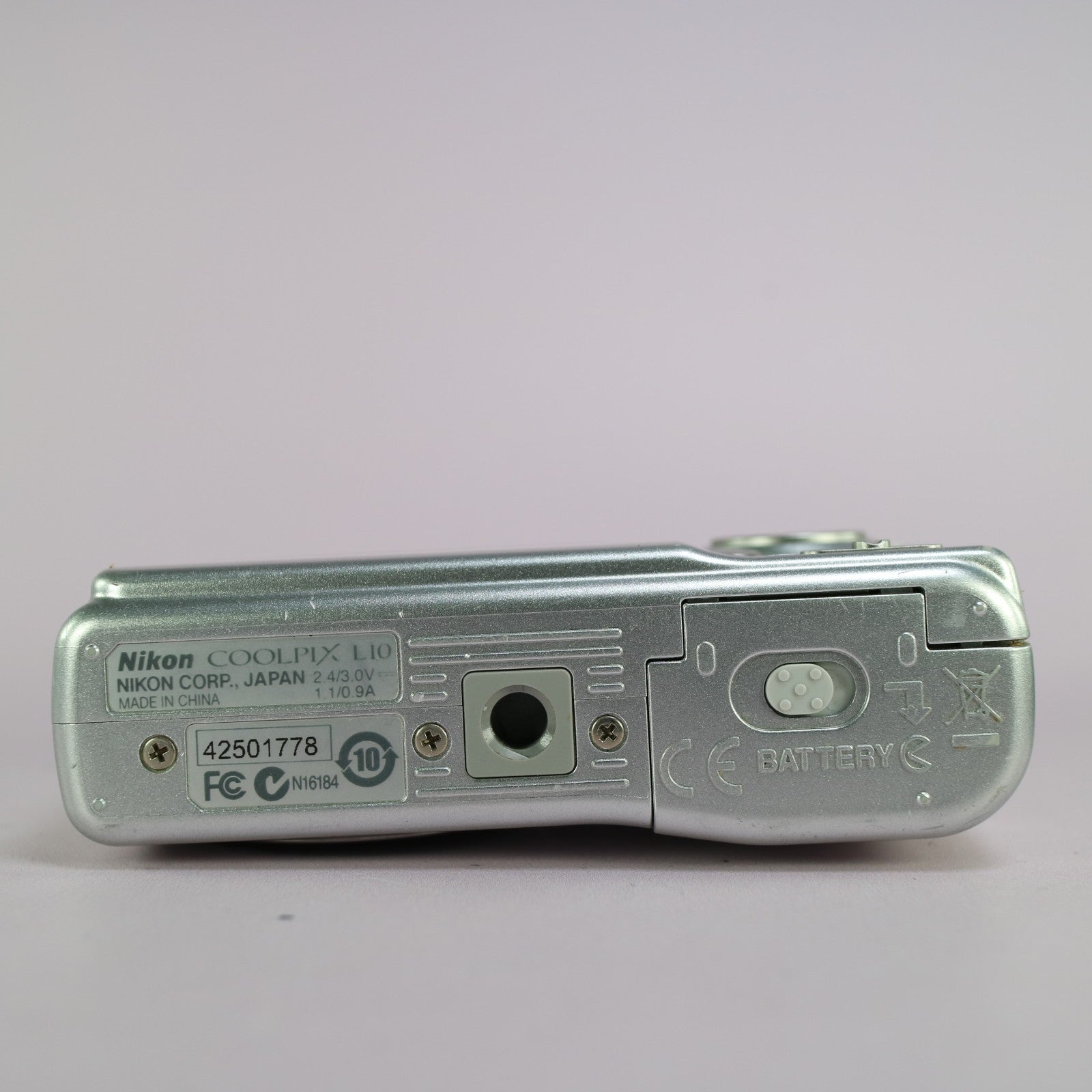 Nikon Digital Camera Coolpix L10 5.0MP Silver Tested