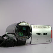 Toshiba Camileo X100 Compact Handheld HD Video Camcorder Silver Tested Full Set