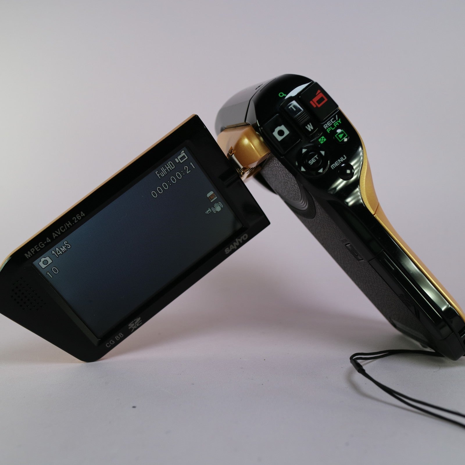 Sanyo Xacti VPC-CG88 14.0MP Compact Digital Video Recorder Gold Tested