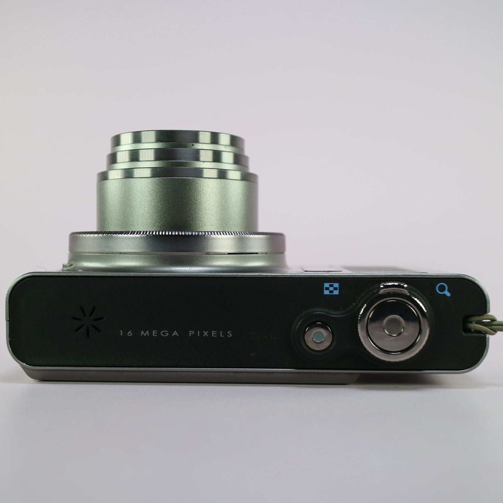 Pentax Digital Camera Optio RX18 16.0MP Silver Tested Full Working Set