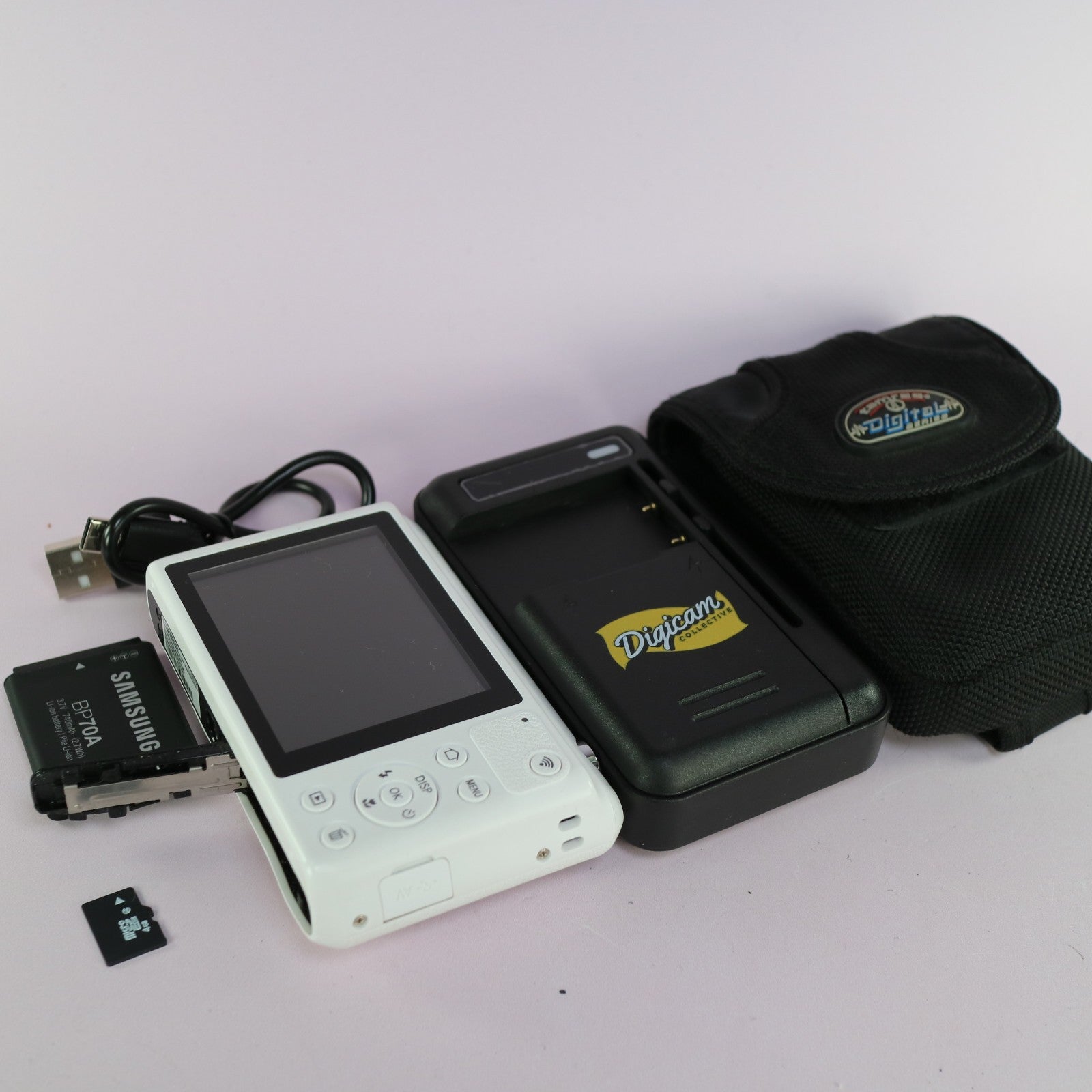 Samsung WiFi Digital Camera WB36F 16.2MP White Tested Full Working Set
