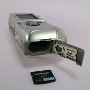 Olympus Digital Camera Camedia C-350 Zoom 3.2MP Silver Tested With xD Card