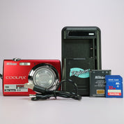 Nikon Digital Camera Coolpix S220 10.0MP Red Tested Full Working Set