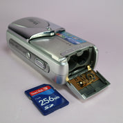 Vivitar Digital Camera Vivicam 3915 5.0MP Silver Tested