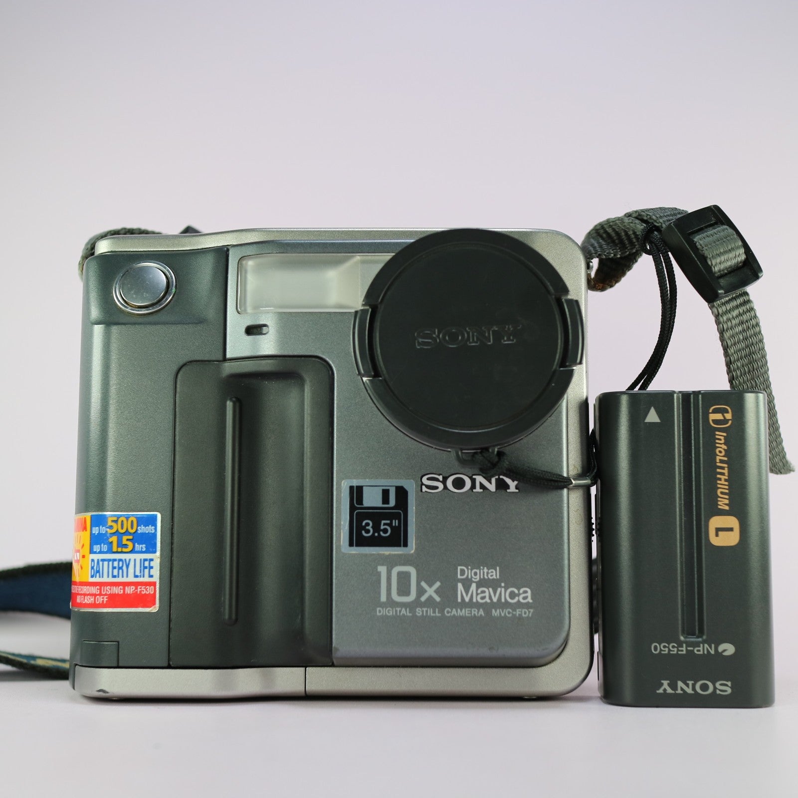 Sony Digital Camera Mavica MVC-FD7 0.3MP Silver Tested