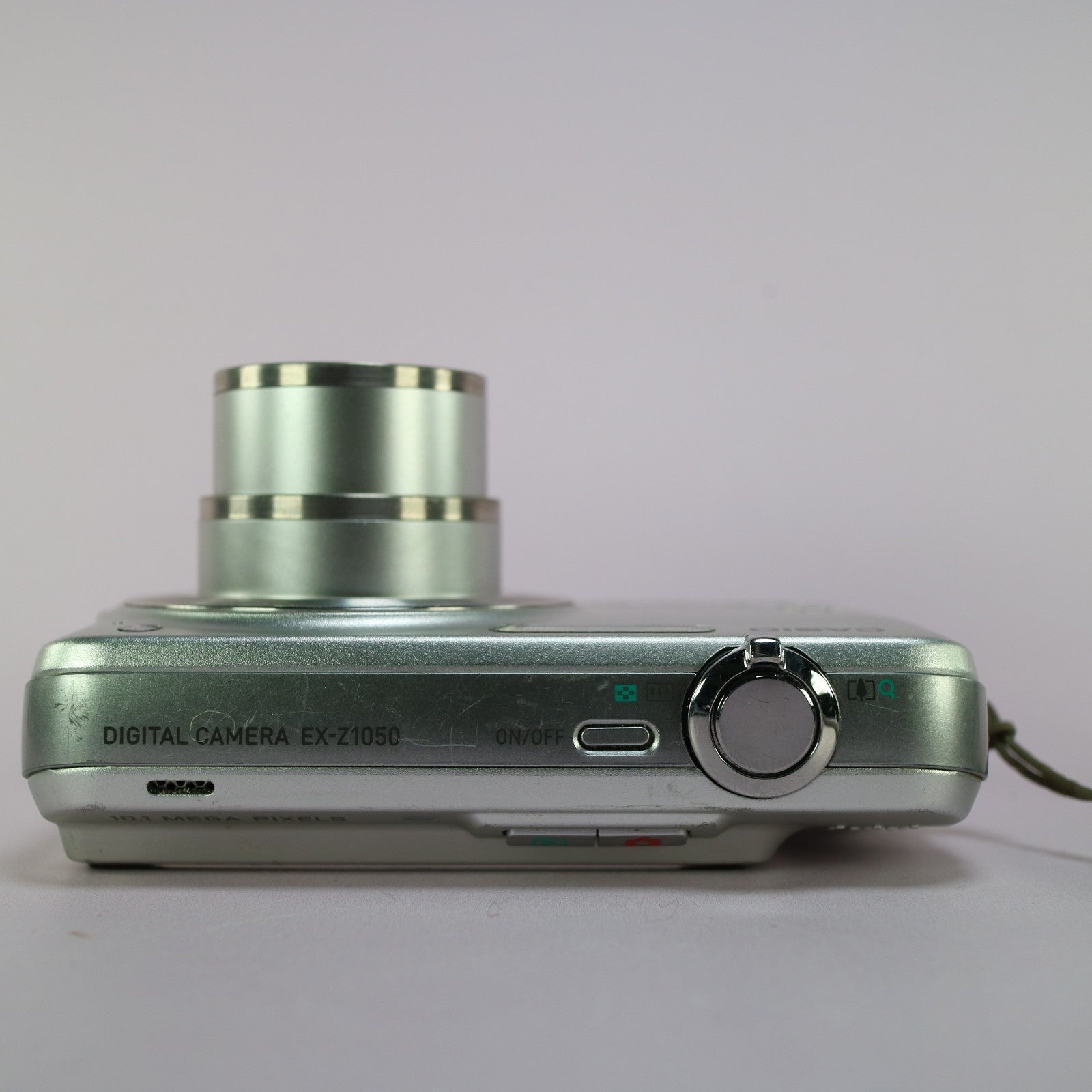 Casio Digital Camera Exilim EX-Z1050 10.1MP Silver Tested Full Working Set