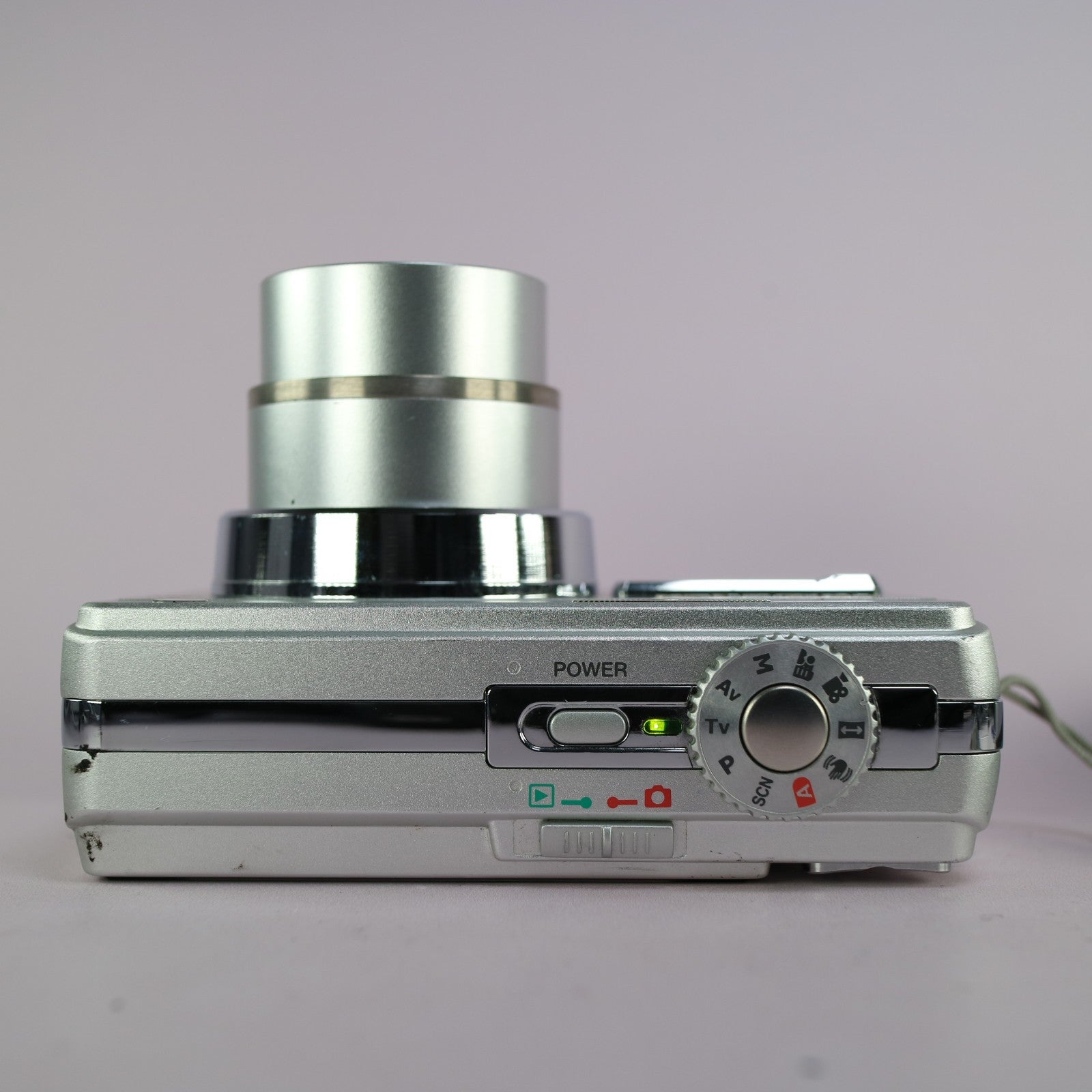 Traveler Digital Camera DC-XZ6 10.1MP Silver Tested Full Working Set
