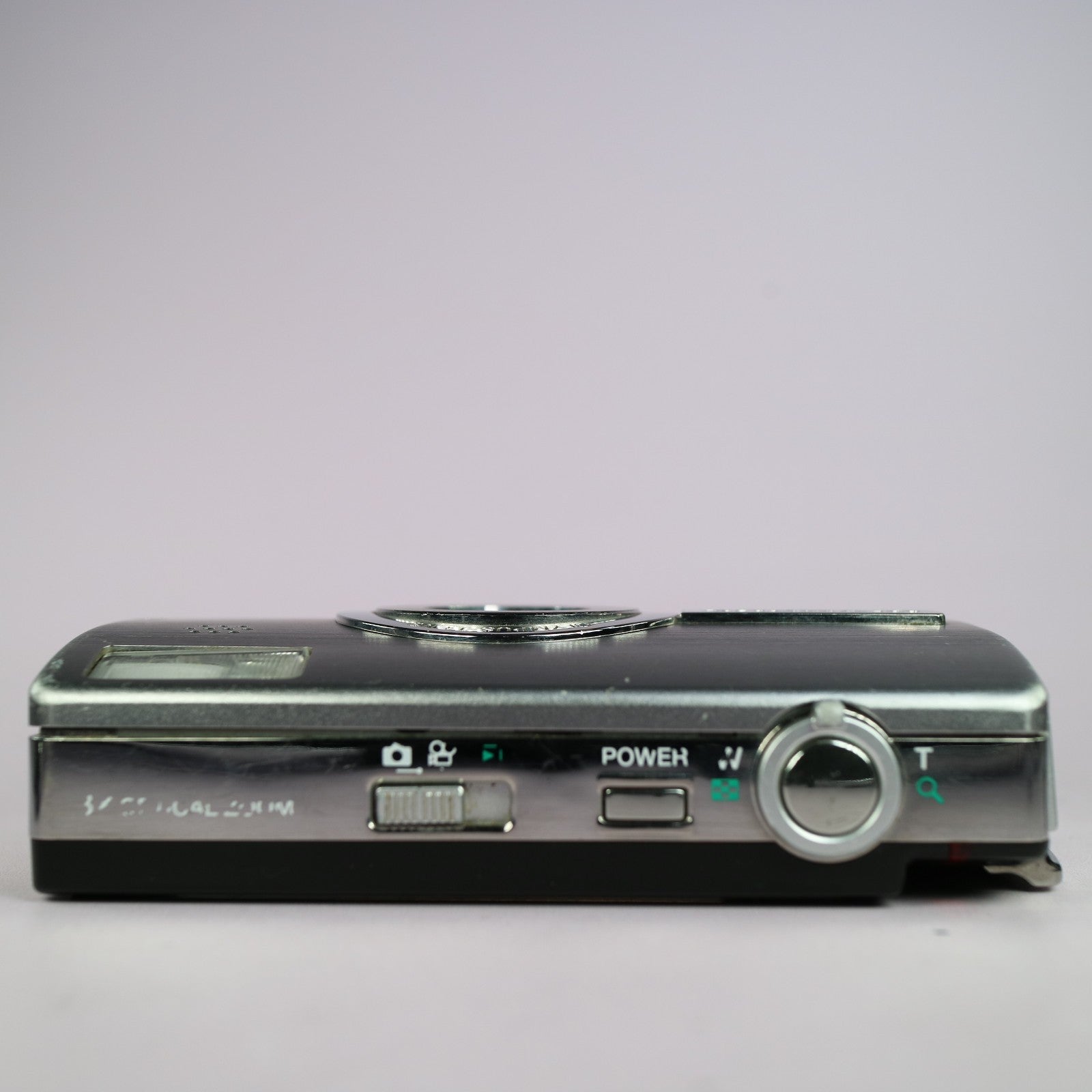 Olympus Digital Camera SP-700 6.0MP Silver Tested w/ Battery and Charger