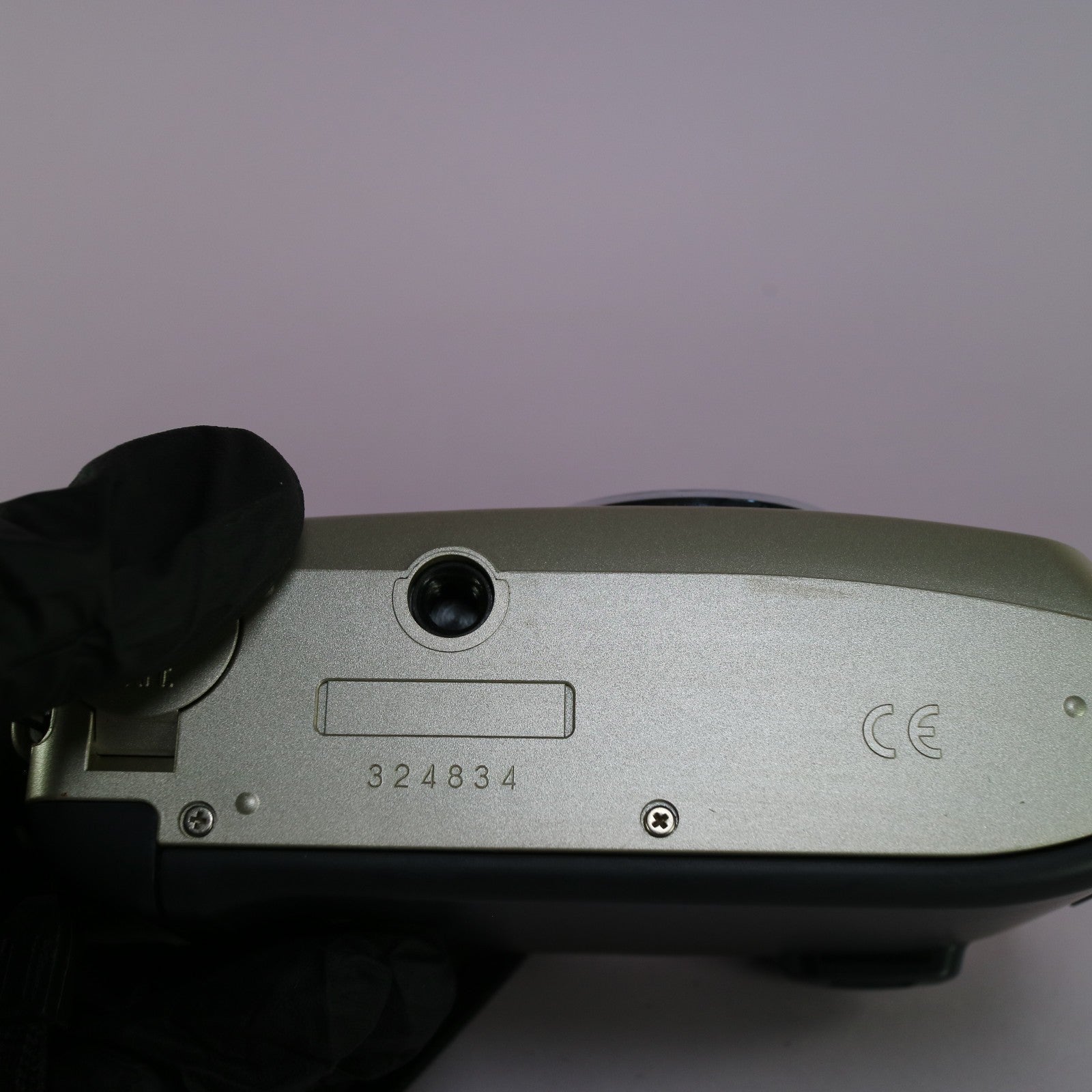 Yashica Zoomate 115 35mm Film Point and Shoot Camera Silver Tested