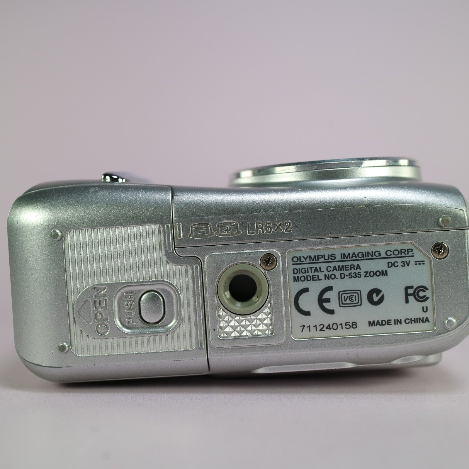 Olympus Digital Camera Camedia D-535 Zoom 3.2MP Silver Tested