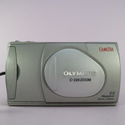 Olympus Digital Camera Camedia C-220 Zoom 2.1MP Silver Tested