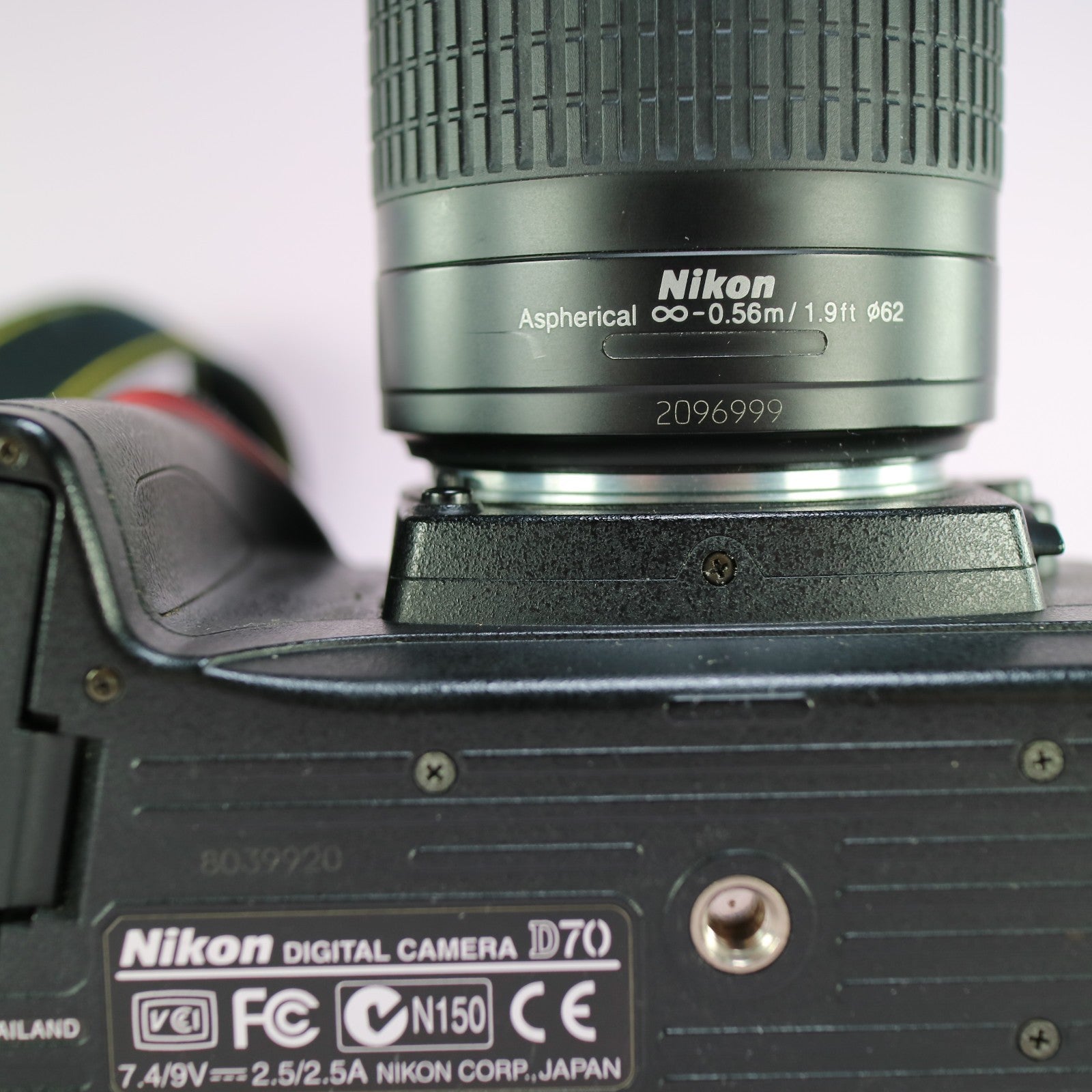 Nikon DSLR D70 6.1MP Black w/ Nikkor 28-100mm f/3.5-5.6 Tested 5817 Actuations