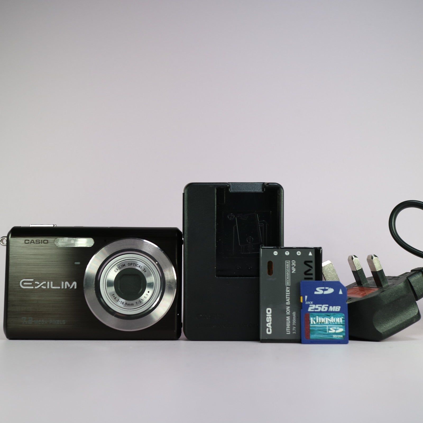 Casio Digital Camera Exilim EX-Z70 7.2MP Black Tested With Full Working Set
