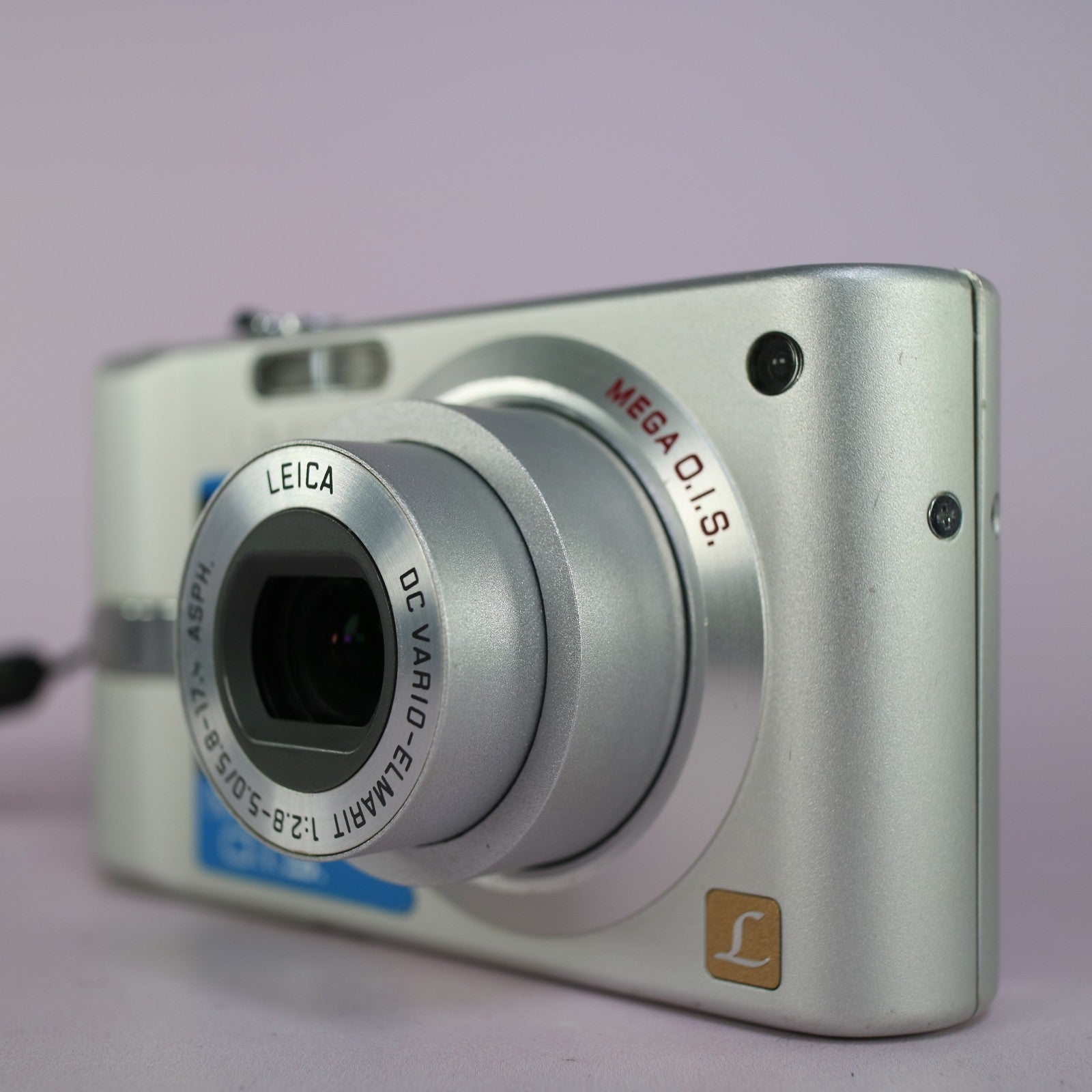 Panasonic Digital Camera Lumix DMC-FX12 7.2MP Silver Tested Full Working Set