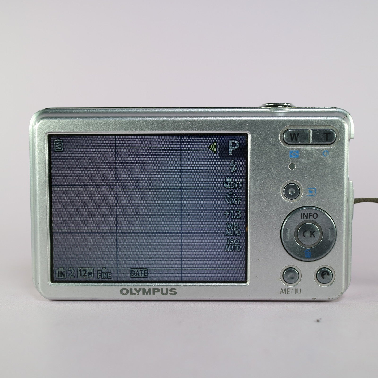 Olympus Digital Camera D-700 12.0MP Silver Tested Full Working Set