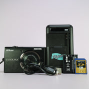 Nikon Digital Camera Coolpix S570 12.0MP Black Tested Full Working Set