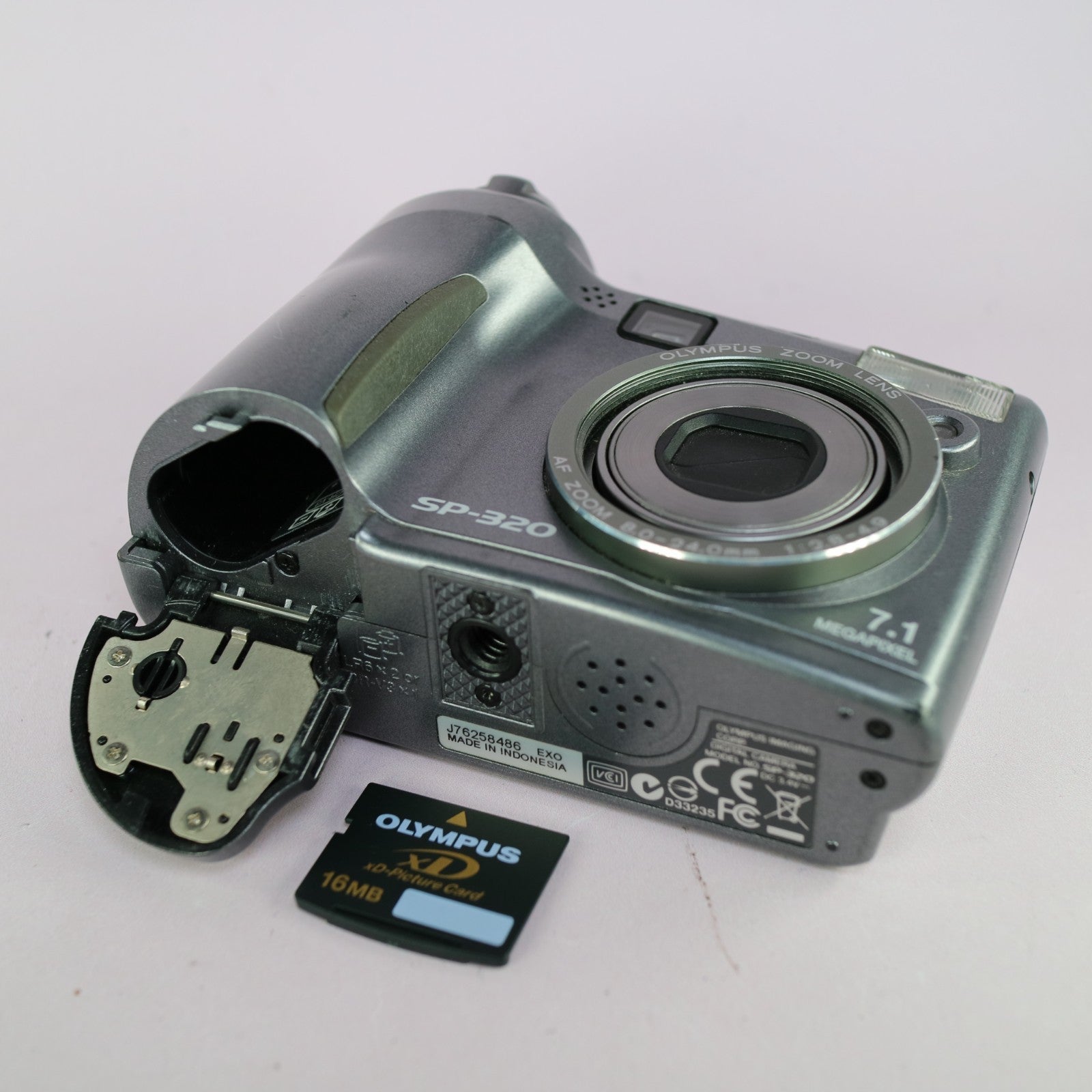 Olympus Digital Camera SP-320 7.1MP Silver Tested With xD Card